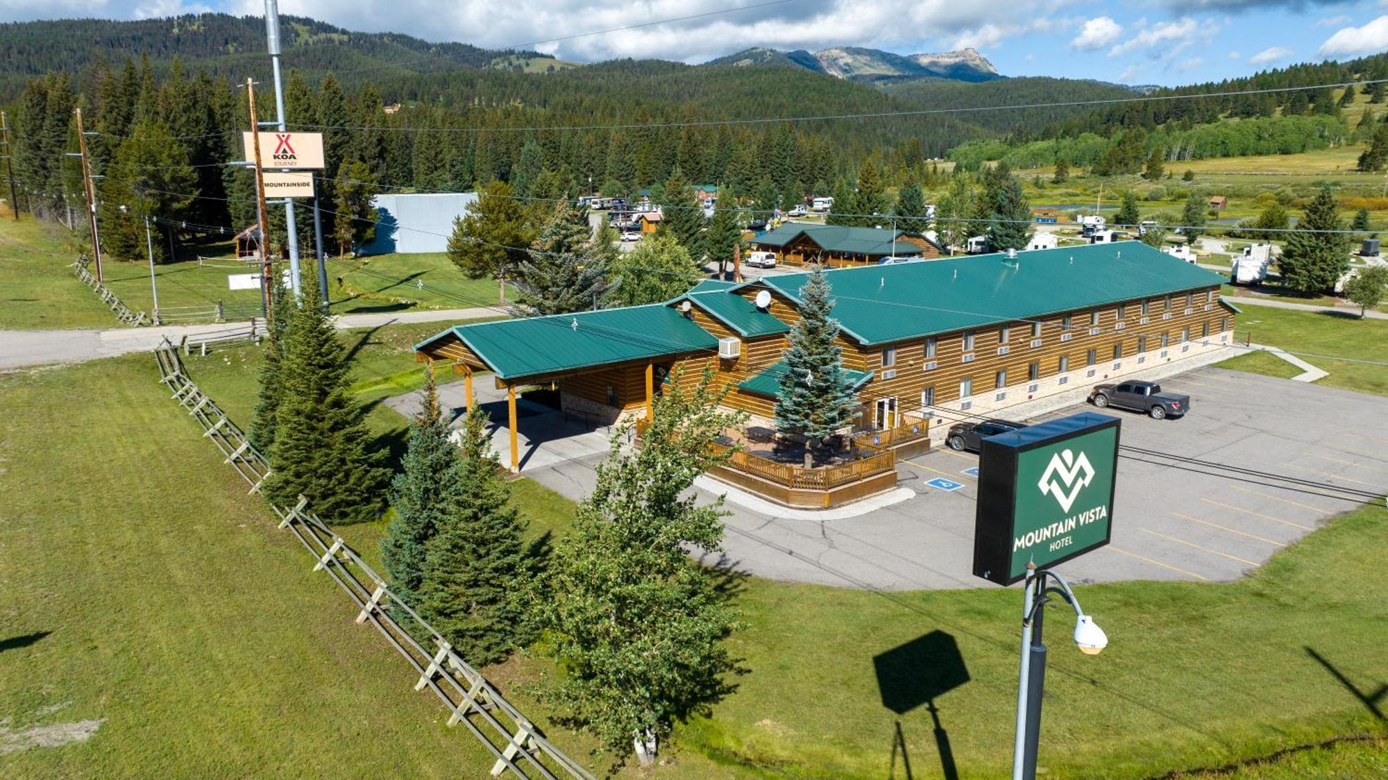 Mountain Vista Hotel Запад Йеллоустон Экстерьер фото