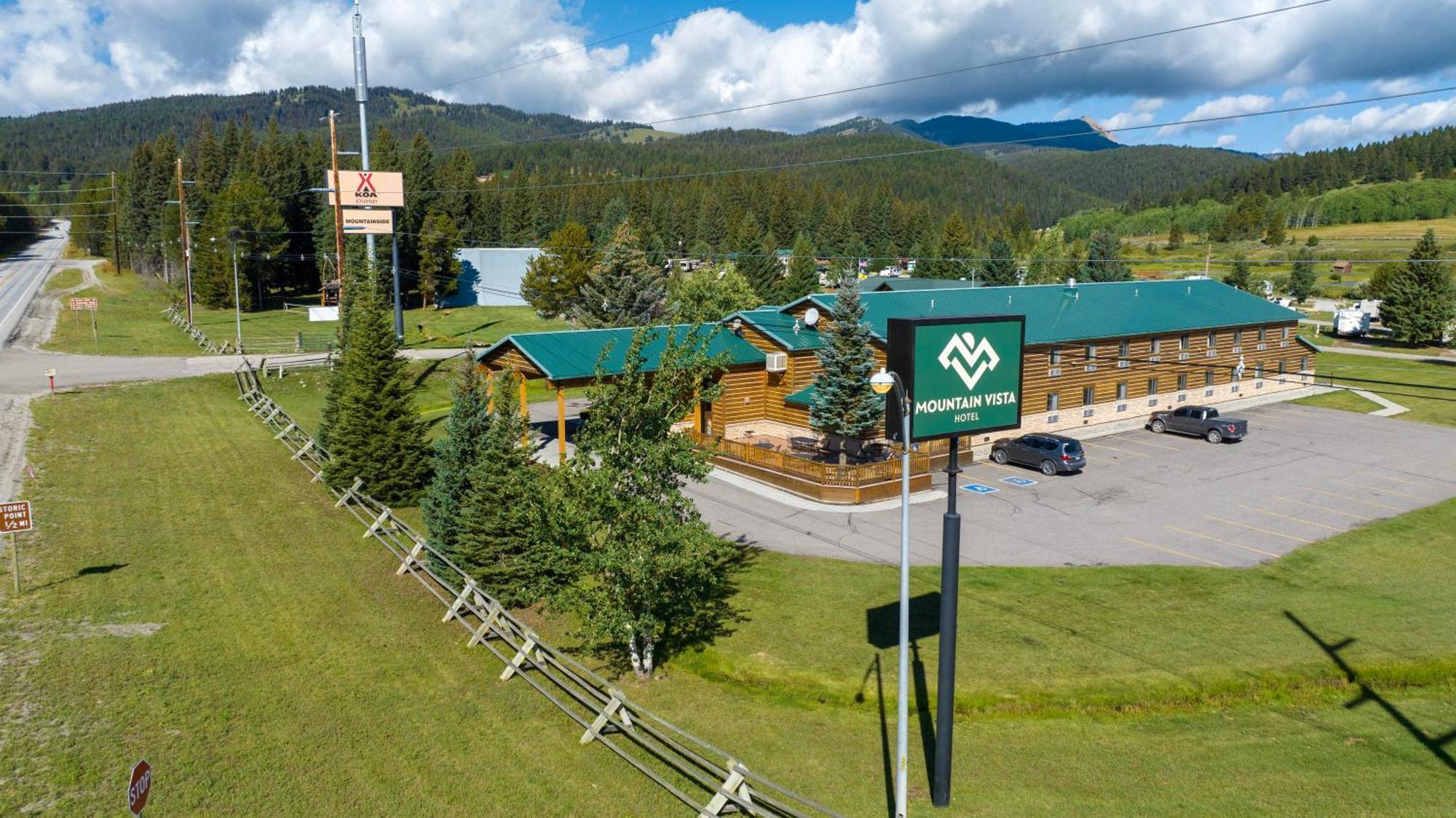 Mountain Vista Hotel Запад Йеллоустон Экстерьер фото
